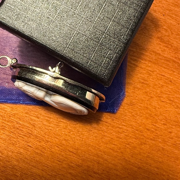 Antique 14k Gold Cameo Brooch/Pendant Black Onyx Carved 1900s - Picture 3 of 3